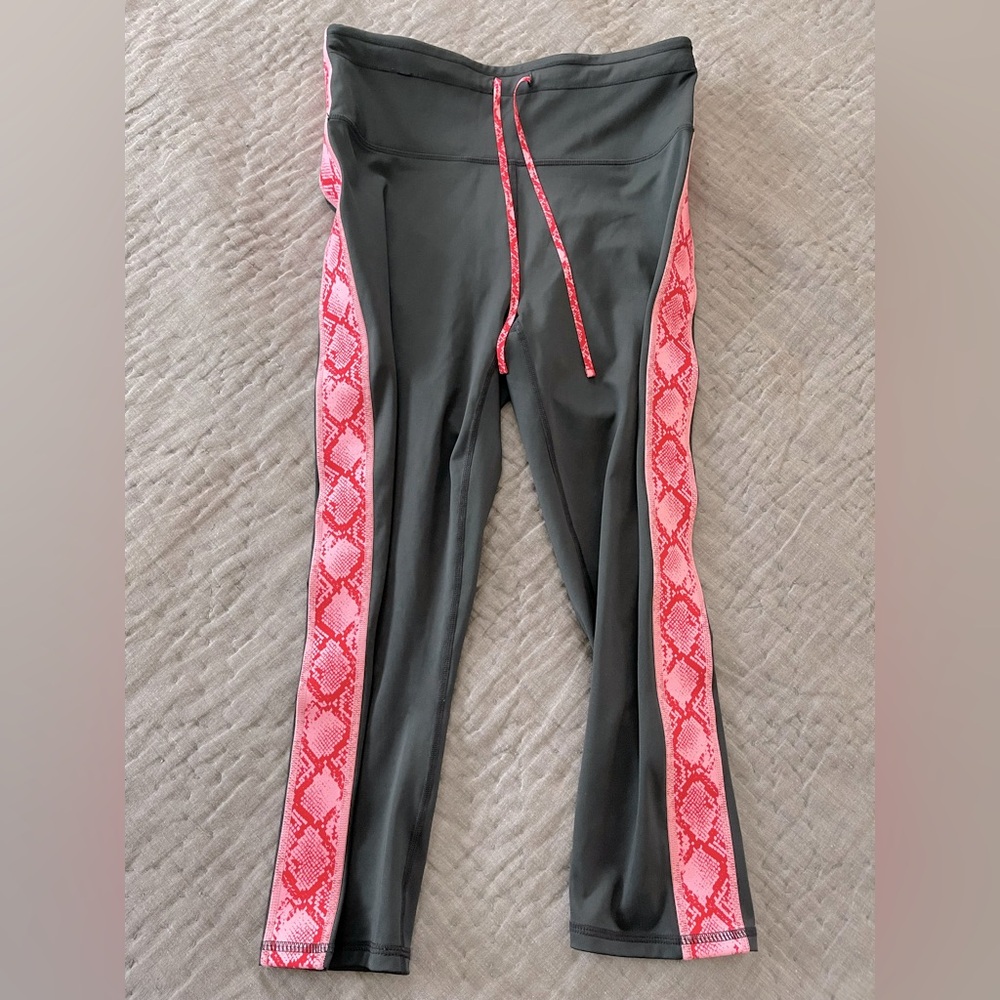 Fabletics High-Waisted Ultracool Side Stripe Crop Black Persimmon Python Legging